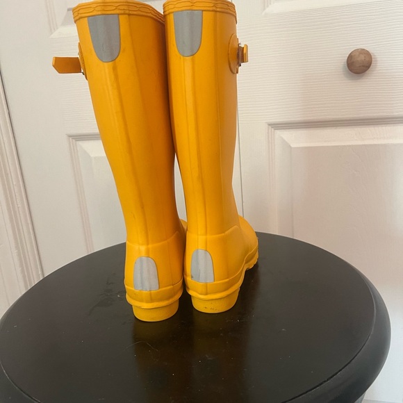 Hunter Kids Yellow Rain Boots - Waterproof with Reflective Detail - unisex - Picture 3 of 5